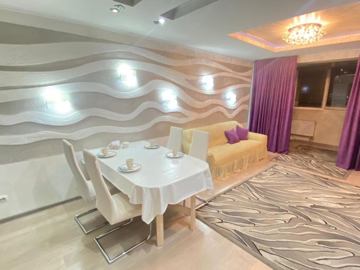 Ferienwohnung Алтын Булак 2 Almaty Exterior foto